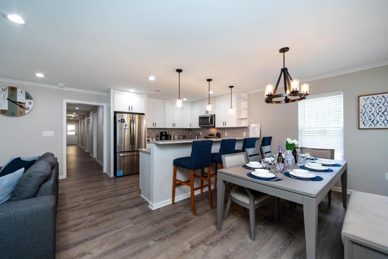 Brandnew Spacious 4 Bedroom House Minutes To Uptown Charlotte Exterior photo