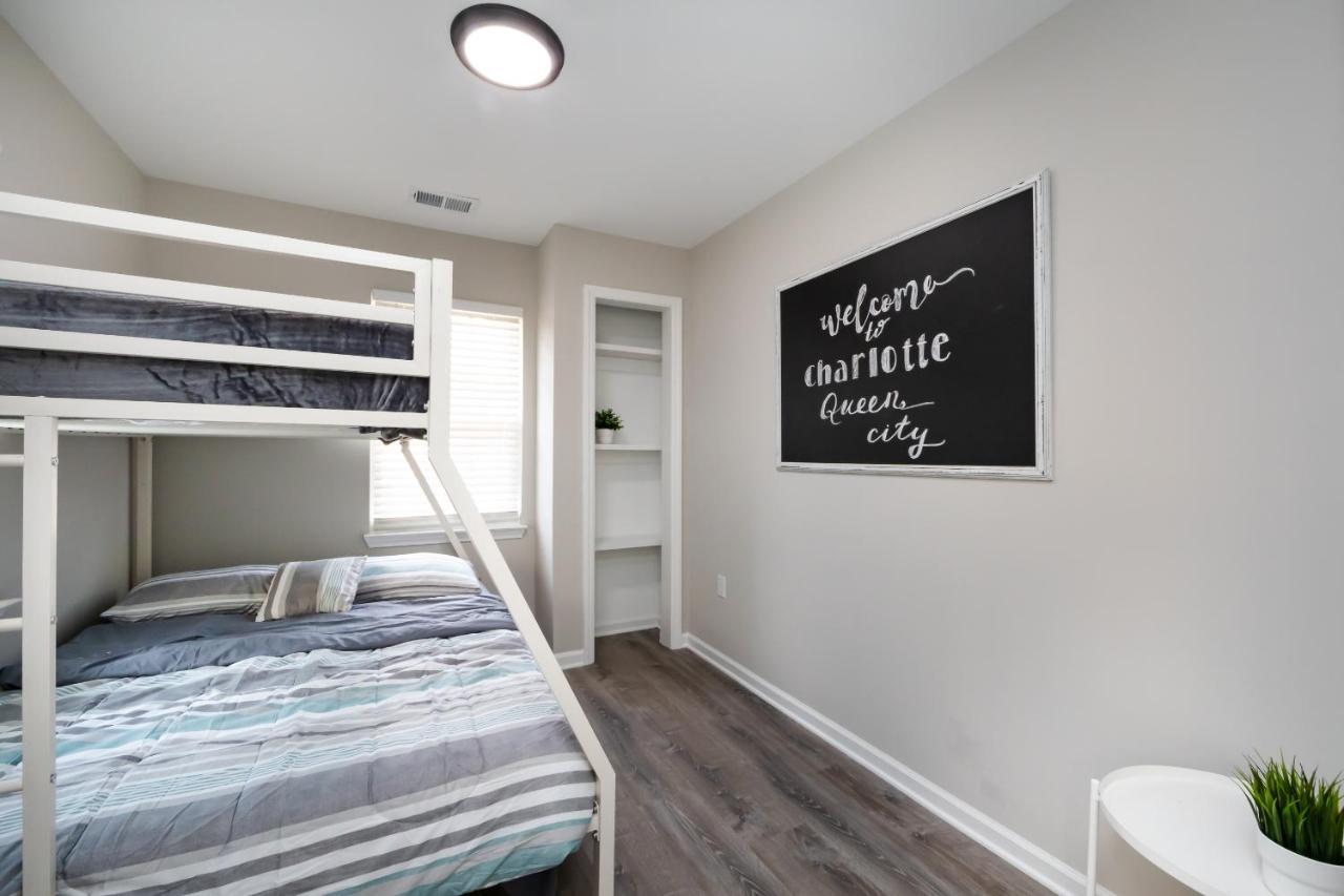 Brandnew Spacious 4 Bedroom House Minutes To Uptown Charlotte Exterior photo